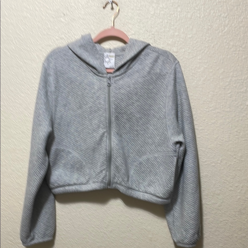 OFFLINE By Aerie Women's Gray Cropped Hoodie. Good Condition. Size L.